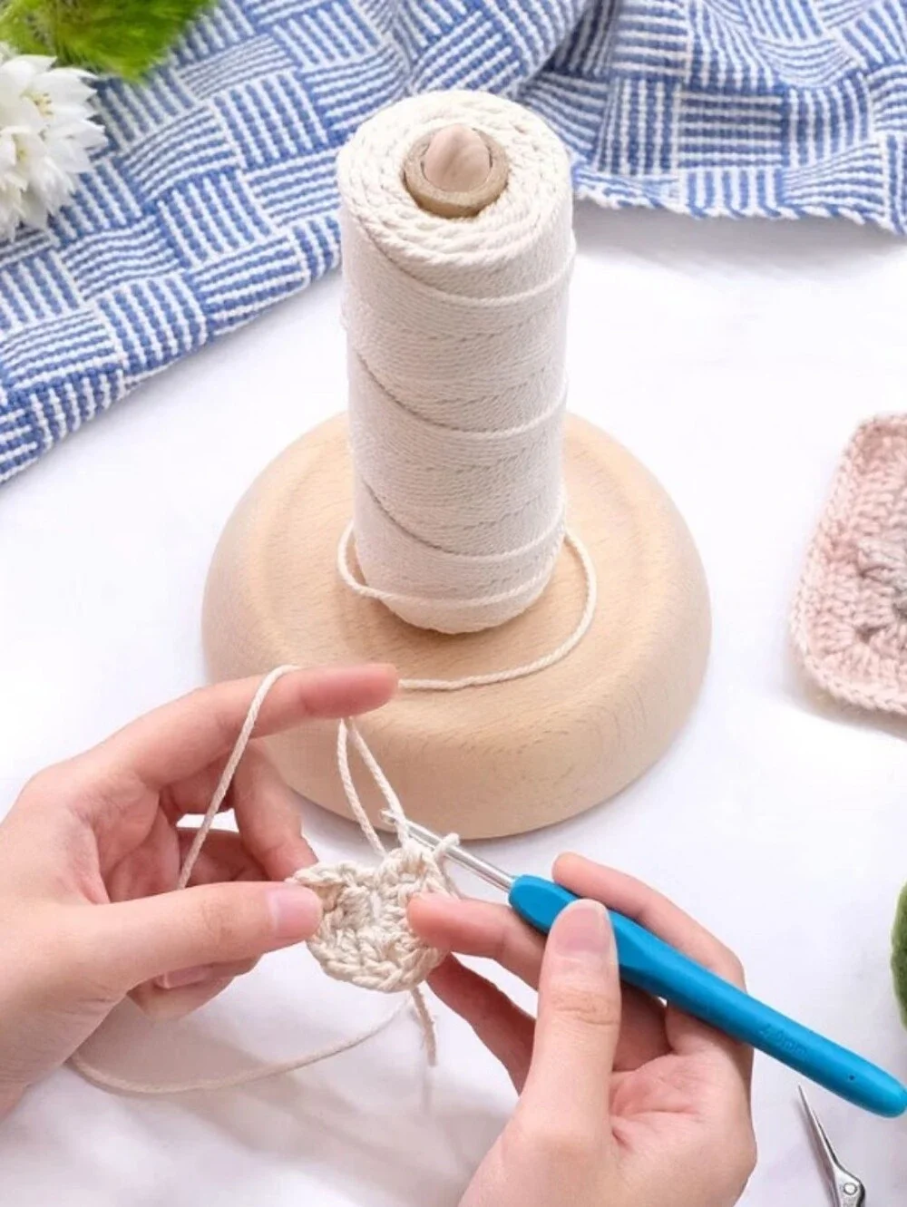 Yarn Ball Holder Made Of Beech NIB Spindle & Pedestal